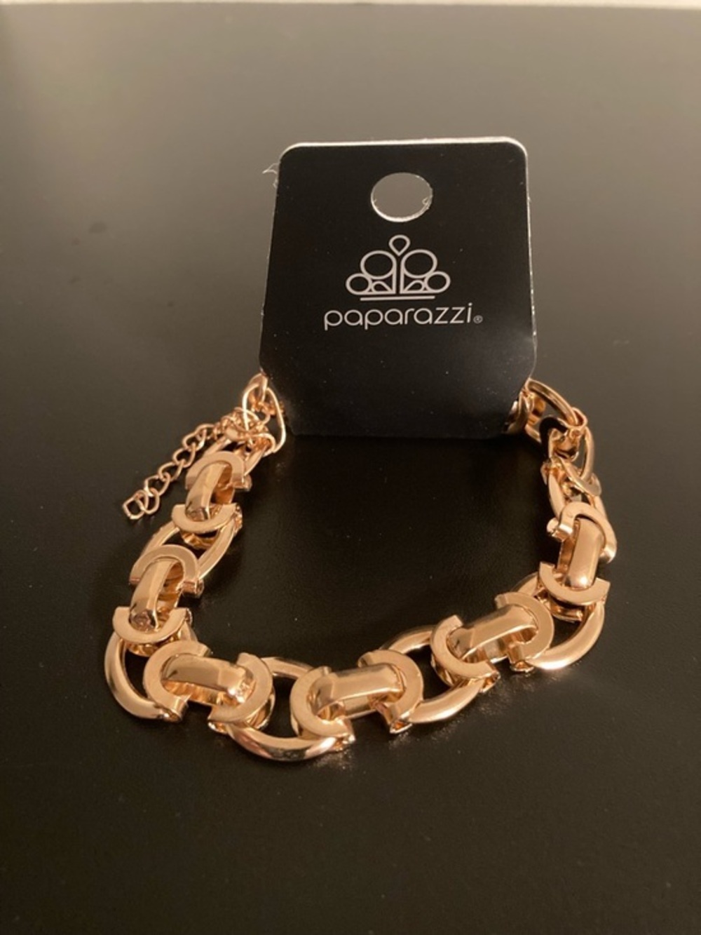paparazzi Rose Gold Interlocking Link Bracelet